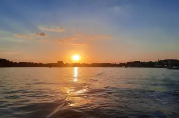 Rejsy jachtem żaglowym w Mikołajkach - zdjęcie 13