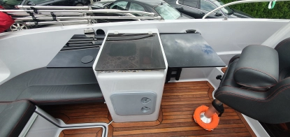 Łódź mazury 670 z Silnikiem Evinrude 200 Stan BDB - zdjęcie 20