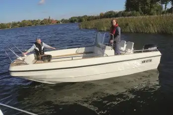 NOWOŚĆ jacht motorowy. Łódka sportowa, motorówka Porto 555 - zdjęcie 2