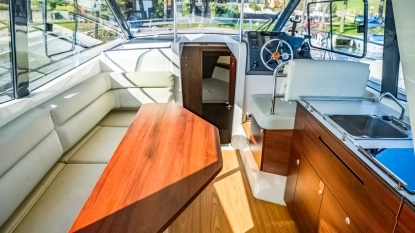 DELPHIA PLATINUM 989 FLYBRIDGE