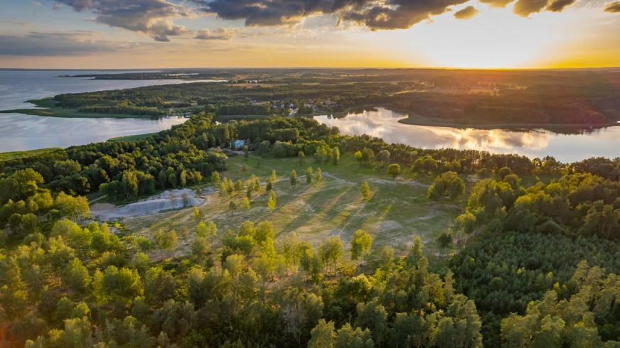 To warto zobaczyć na Mazurach. Niezwykła historia wodnego młyna