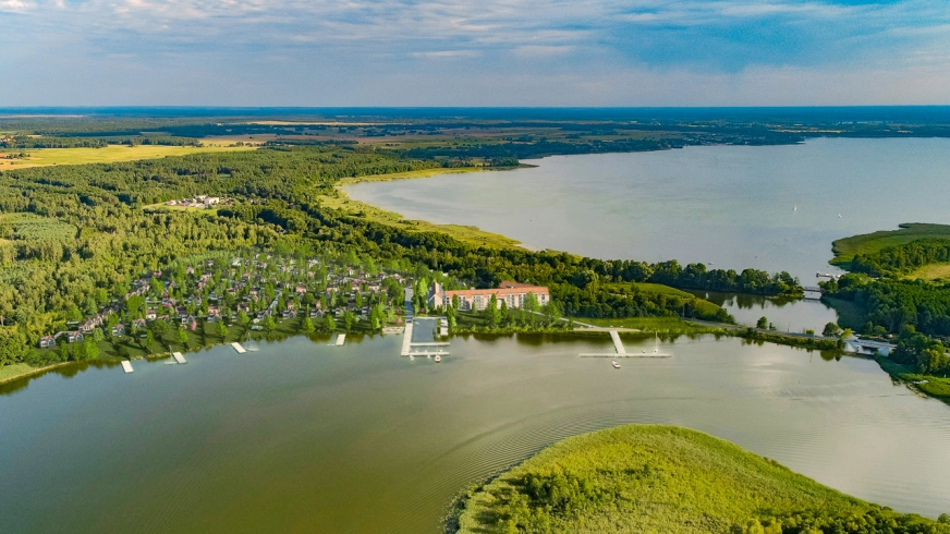 To warto zobaczyć na Mazurach. Niezwykła historia wodnego młyna
